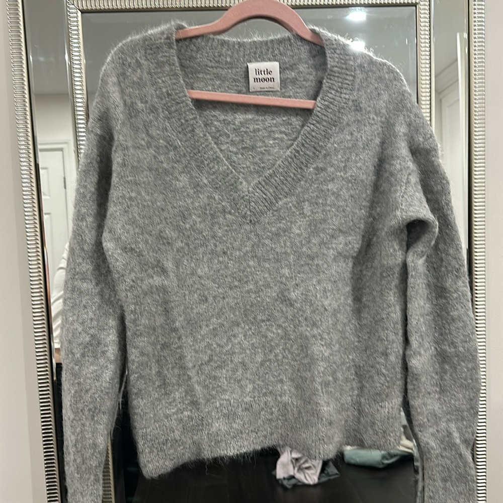 Great condition Aritzia Little Moon Grey V-Neck Mohair & Alpaca Knit Sweater
